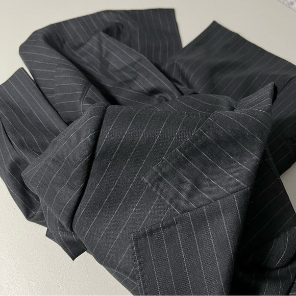 dolce & Gabbana Women pinstripe slim-cut buttoned blazer - Picture 12 of 14